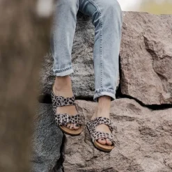 Cassandra sandal